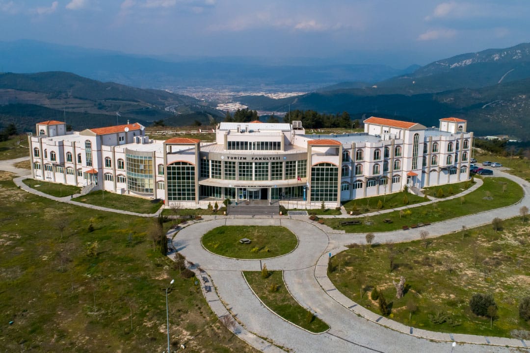Dokuz Eylül Üniversitesi kampüsü